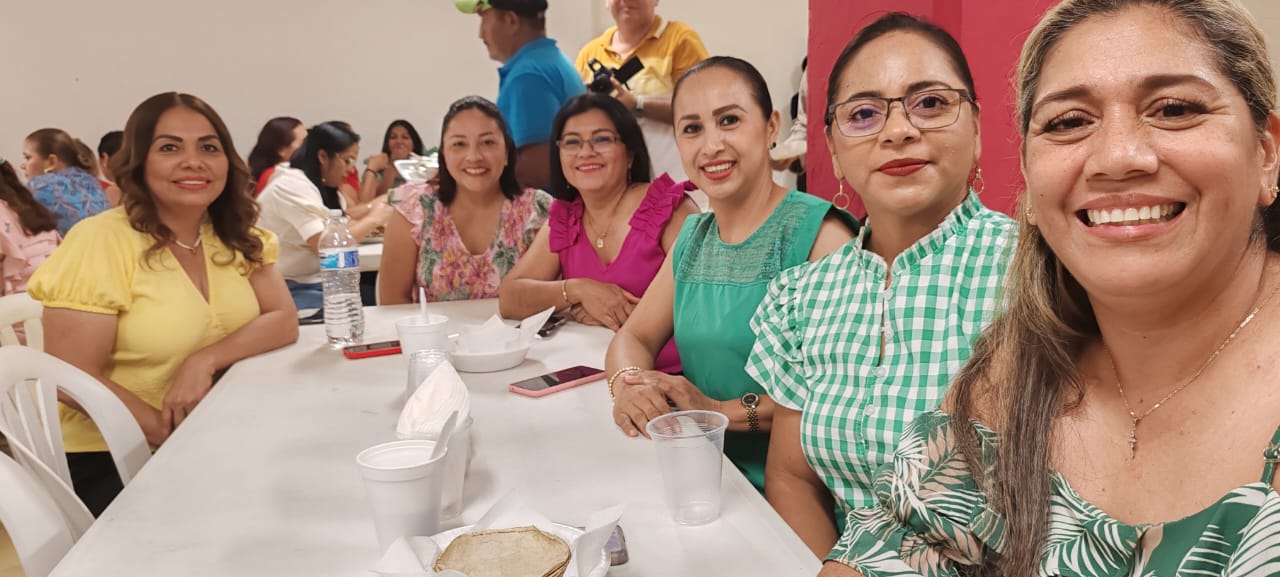 Celebra Delegación STEMS a Madres Trabajadoras de la Dirección General.  - Imagen 2