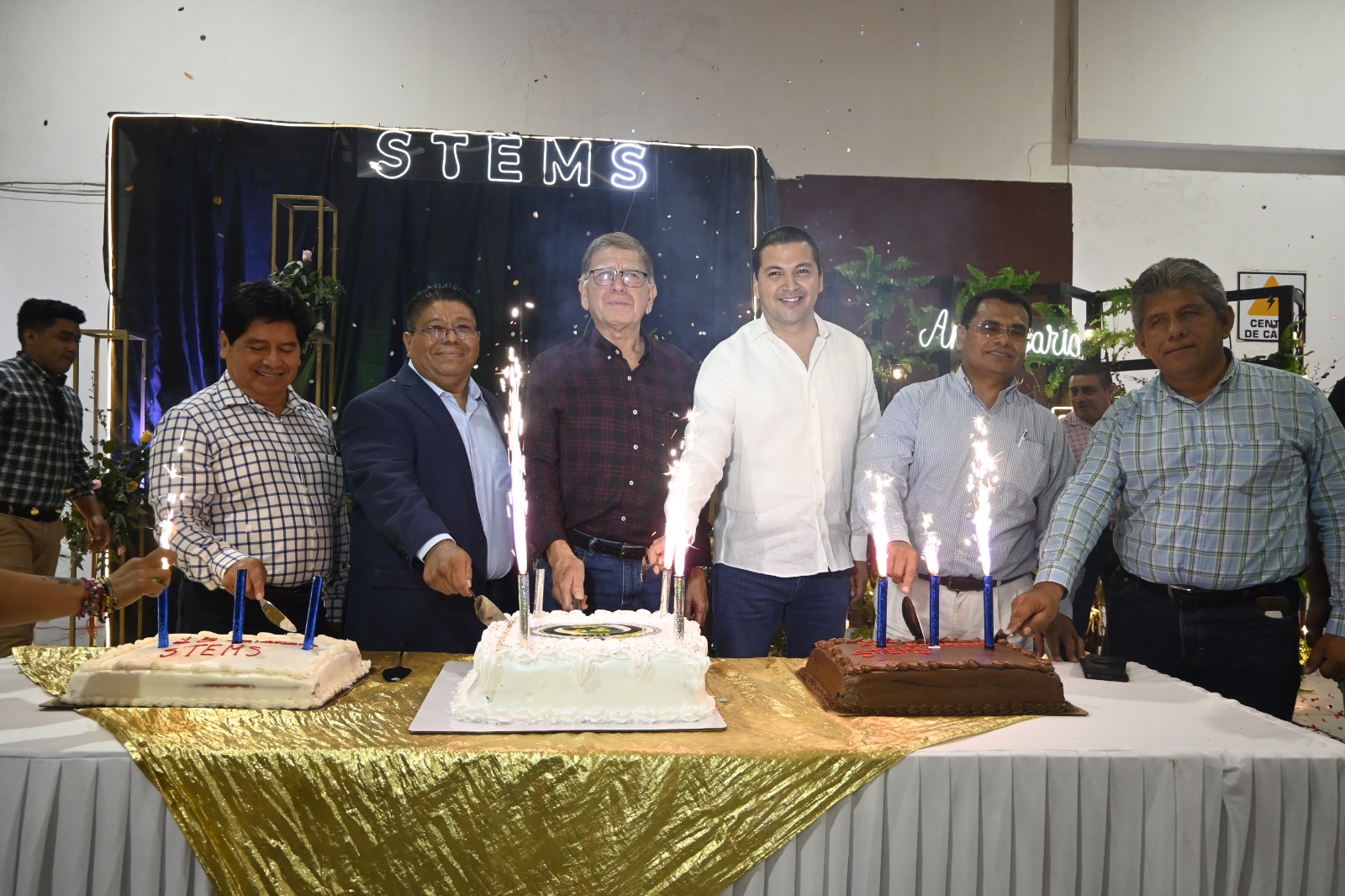 Festeja STEMS-CECyTE 15 Aniversario  - Imagen 1